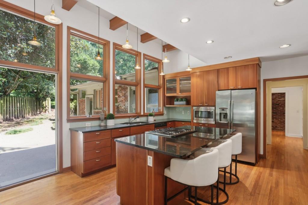 572 Hillside Drive