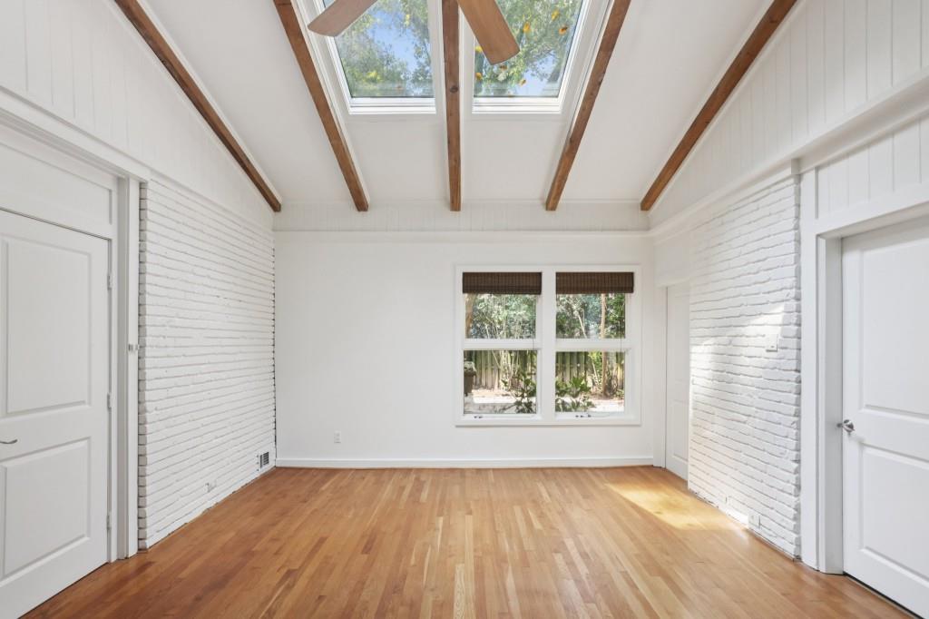 572 Hillside Drive