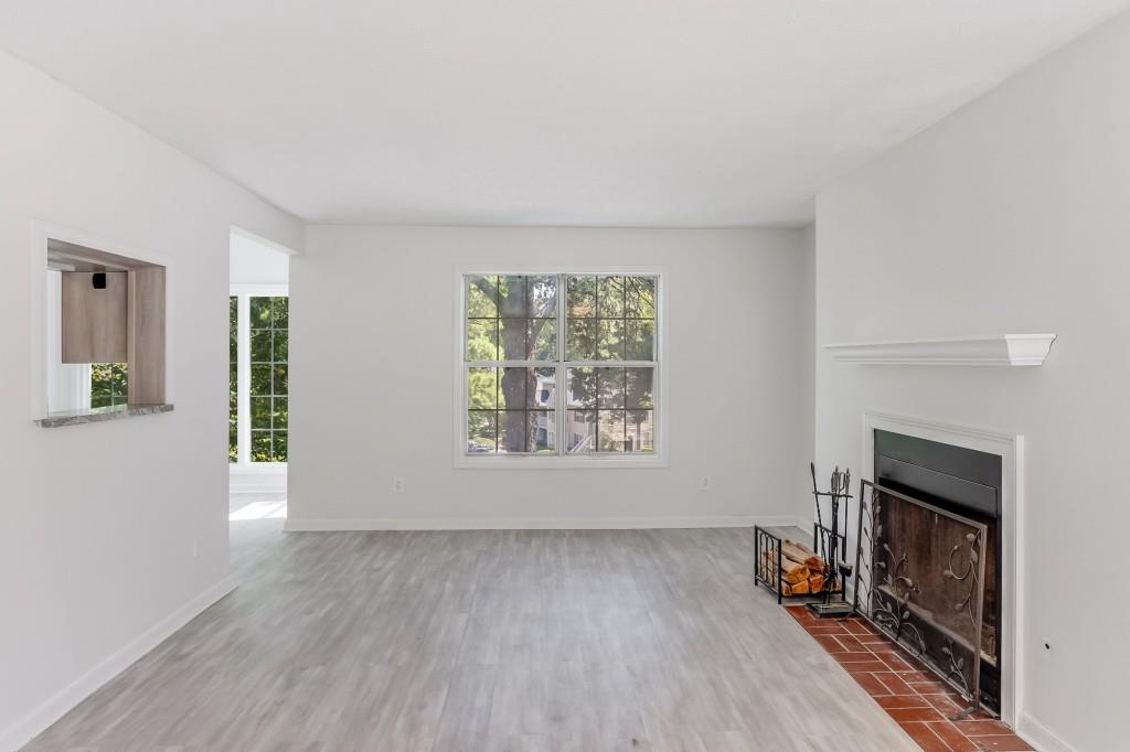 1008 Glenleaf Drive