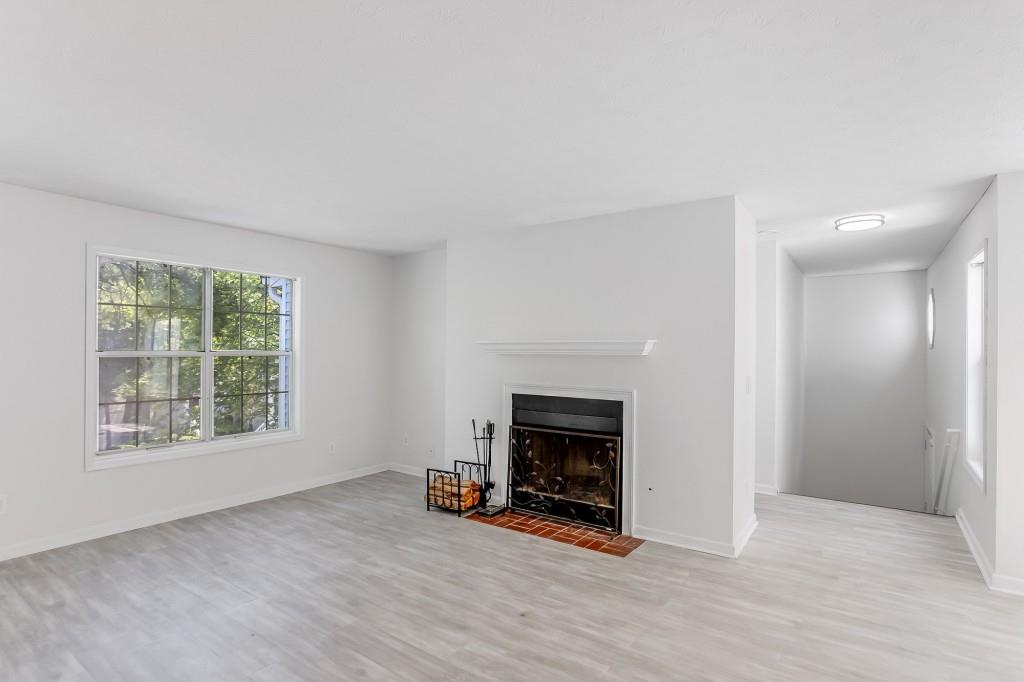 1008 Glenleaf Drive