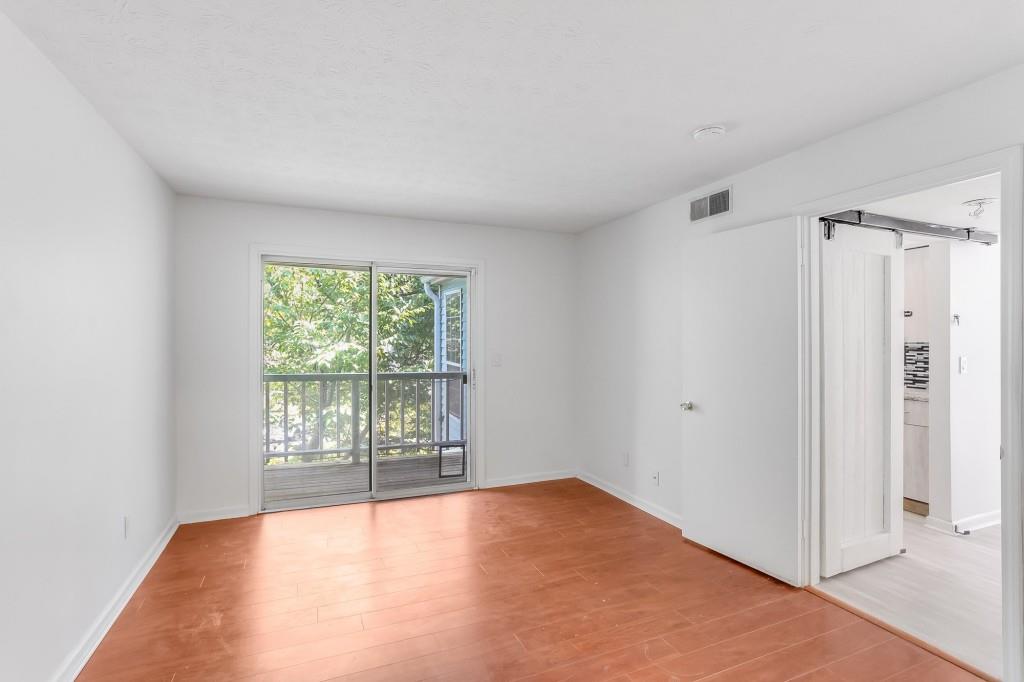 1008 Glenleaf Drive