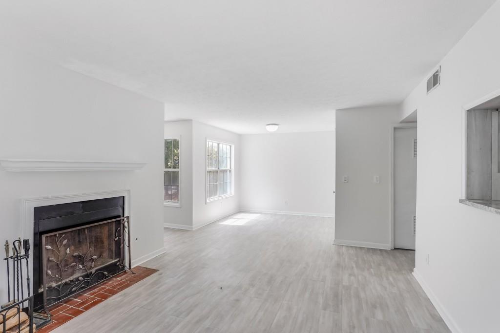 1008 Glenleaf Drive