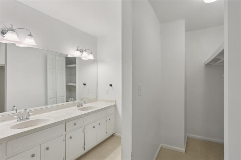 49 Willow Glen