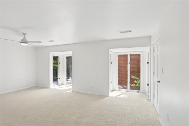 49 Willow Glen