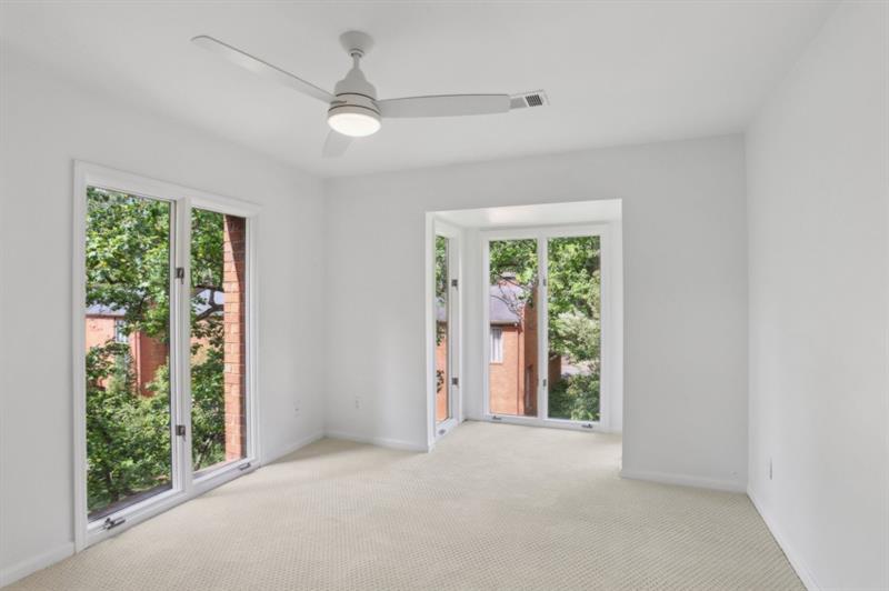 49 Willow Glen