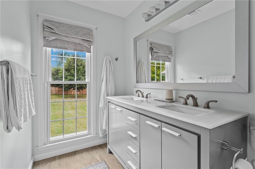 3184 Westfield Way NE