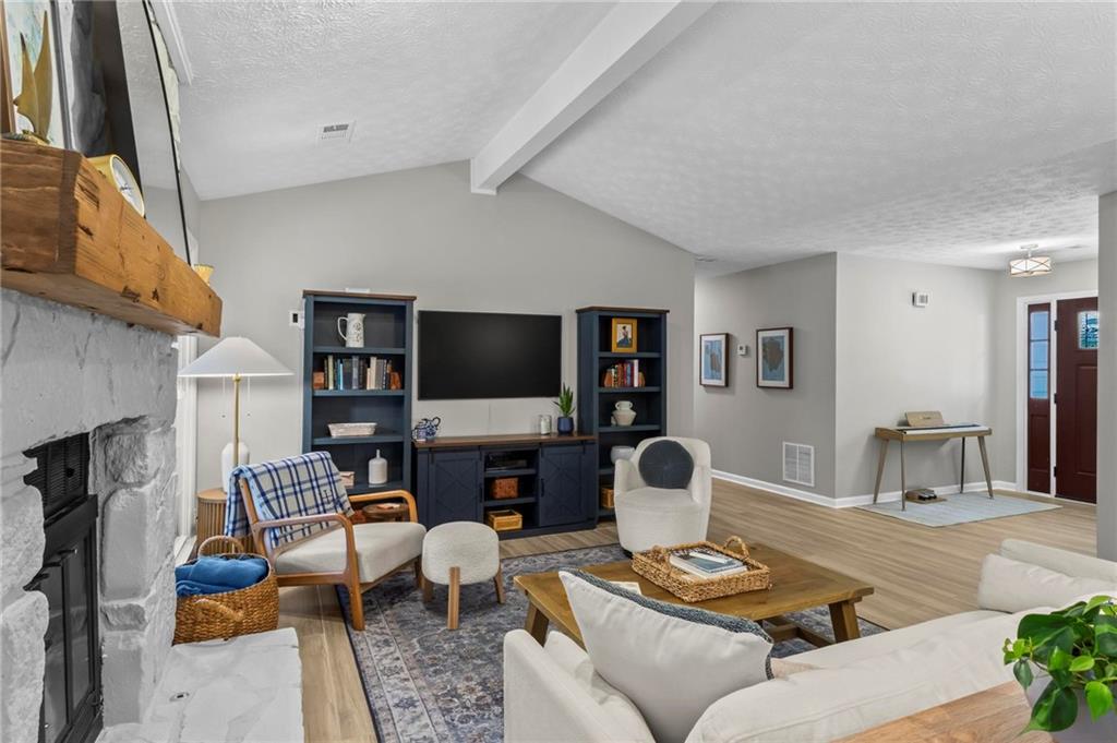 3184 Westfield Way NE