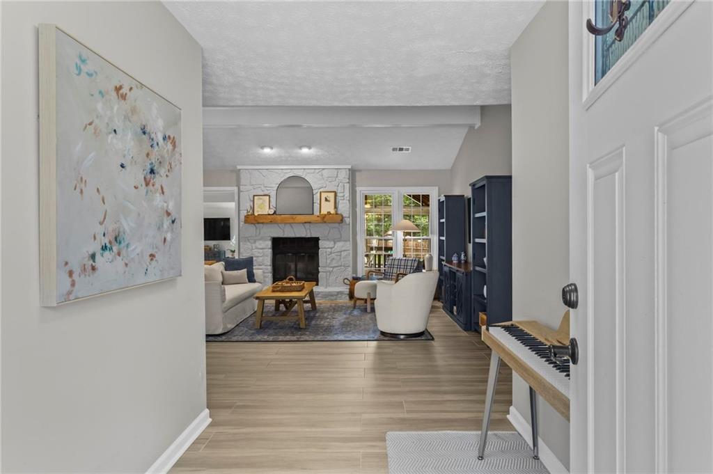 3184 Westfield Way NE