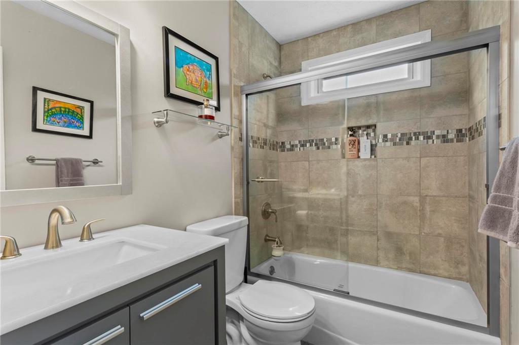 3184 Westfield Way NE