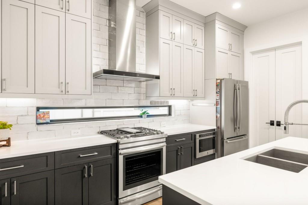 550 N Highland Avenue NE Unit 4