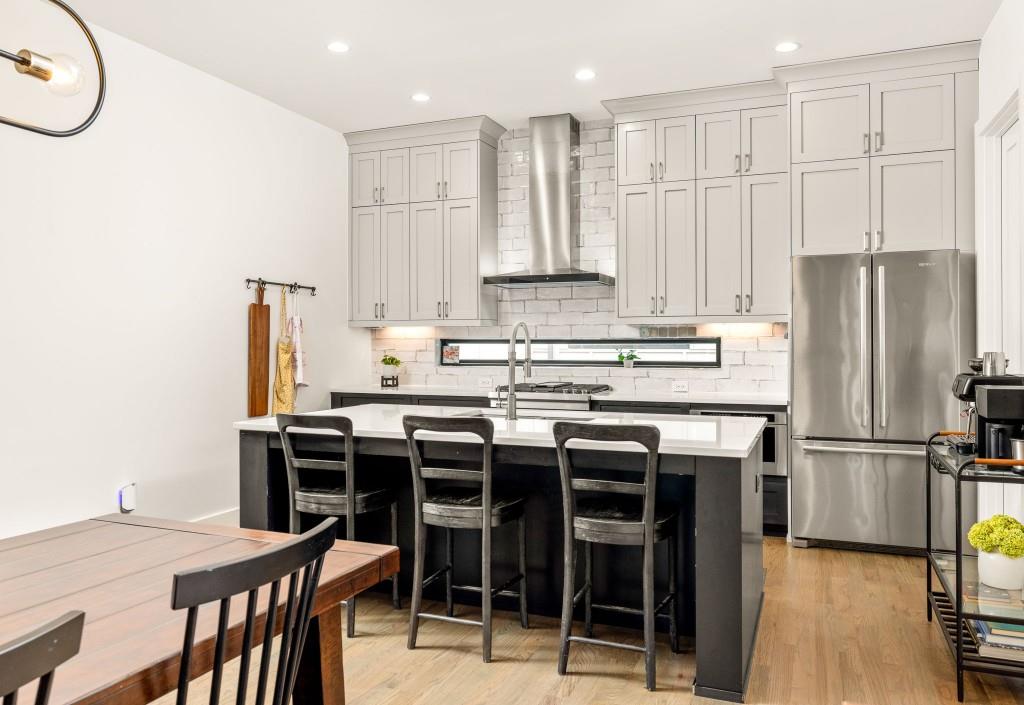 550 N Highland Avenue NE Unit 4