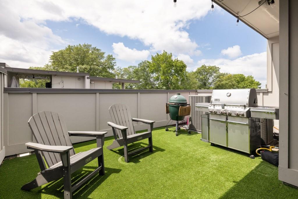 550 N Highland Avenue NE Unit 4