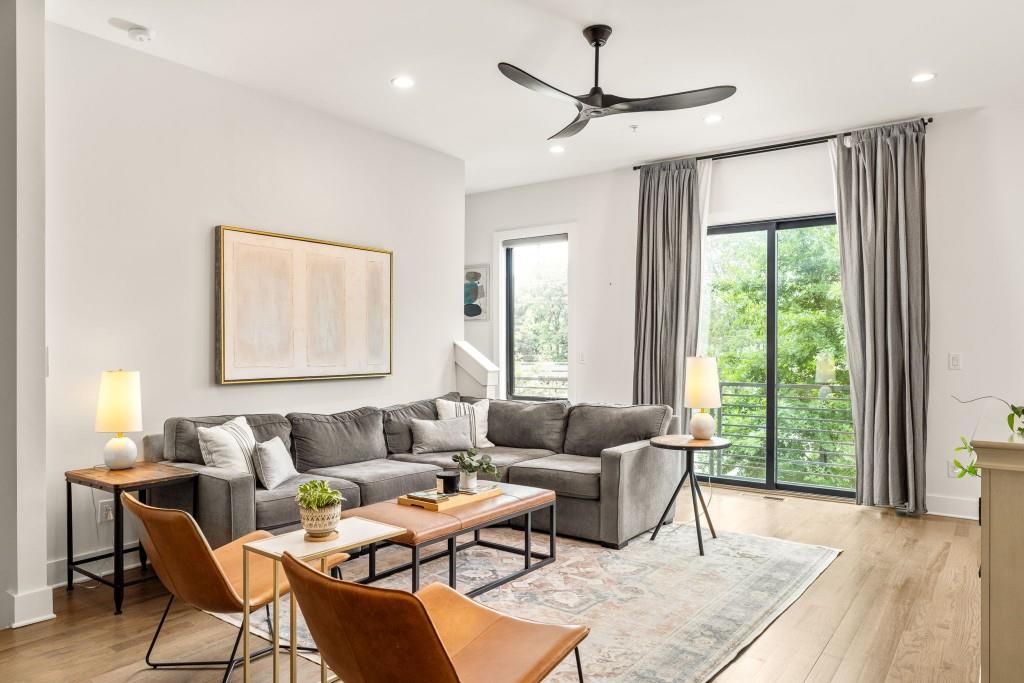 550 N Highland Avenue NE Unit 4