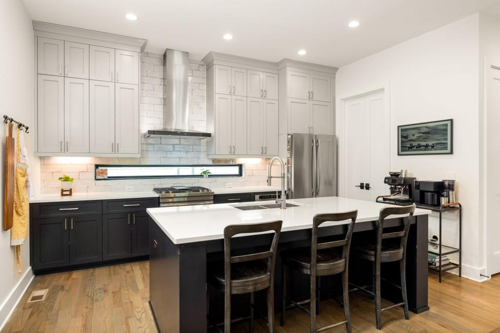 550 N Highland Avenue NE Unit 4