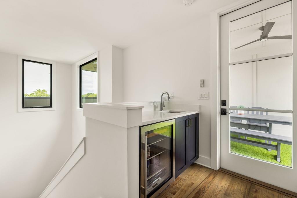 550 N Highland Avenue NE Unit 4