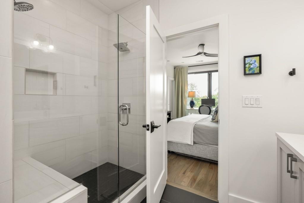 550 N Highland Avenue NE Unit 4