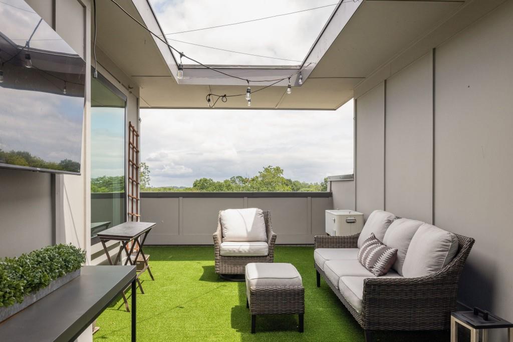 550 N Highland Avenue NE Unit 4