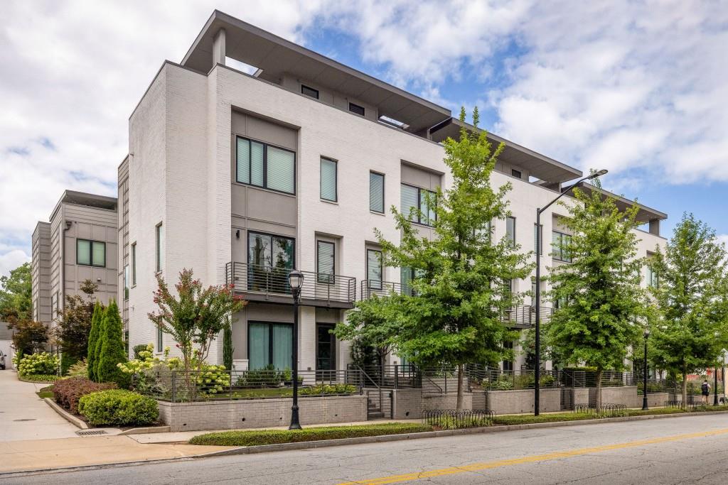 550 N Highland Avenue NE Unit 4