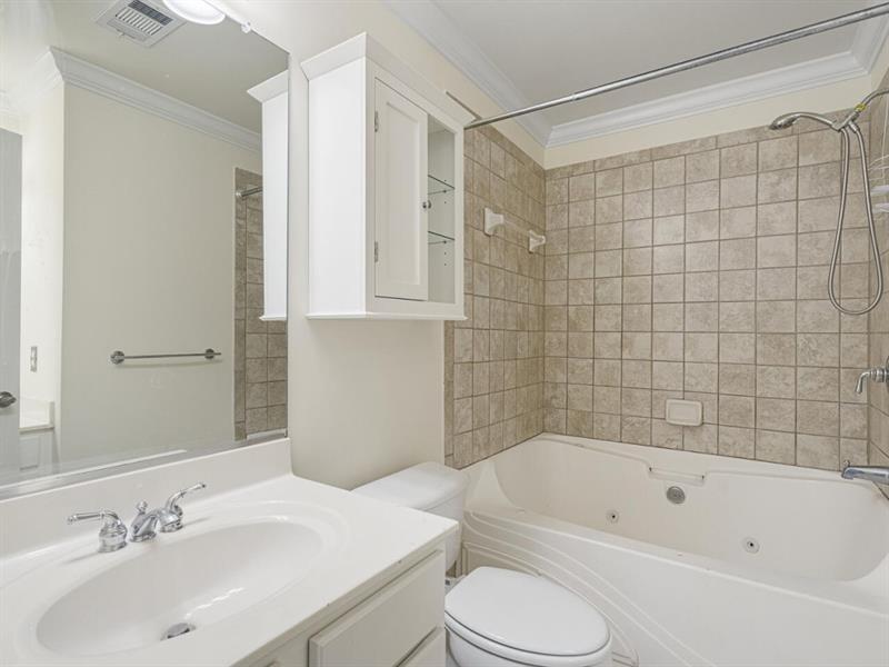 205 16th Street NW Unit 6