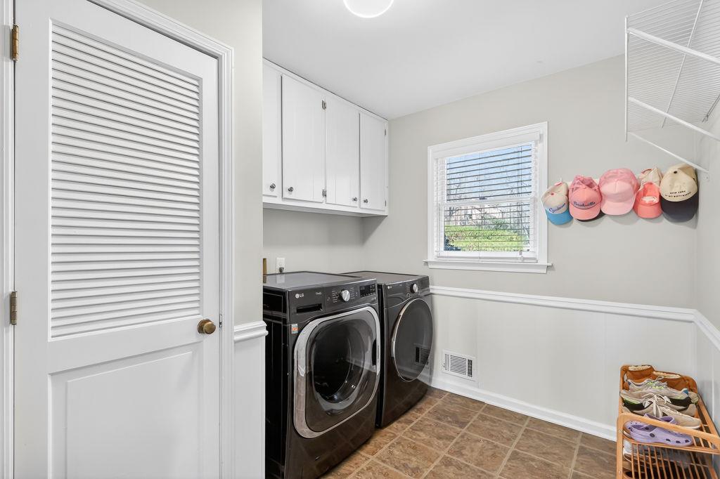 2311 Fox Hound Parkway