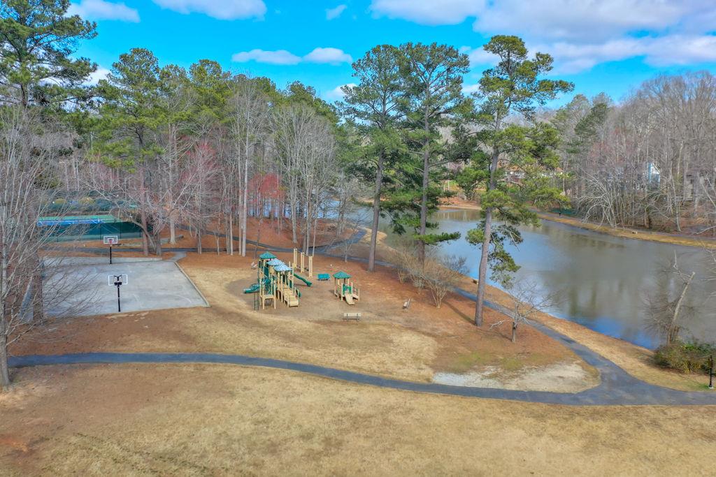 2311 Fox Hound Parkway