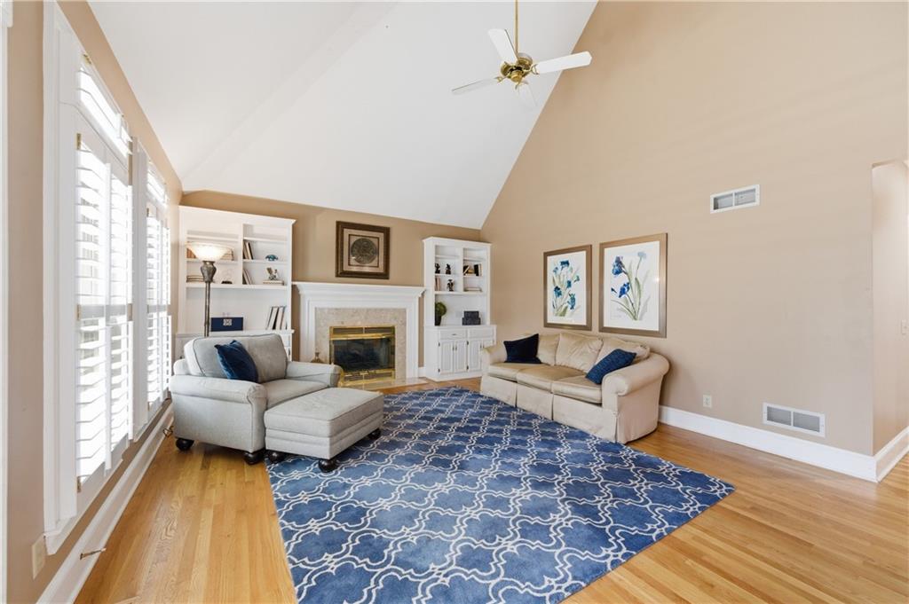 4016 Bramble Court