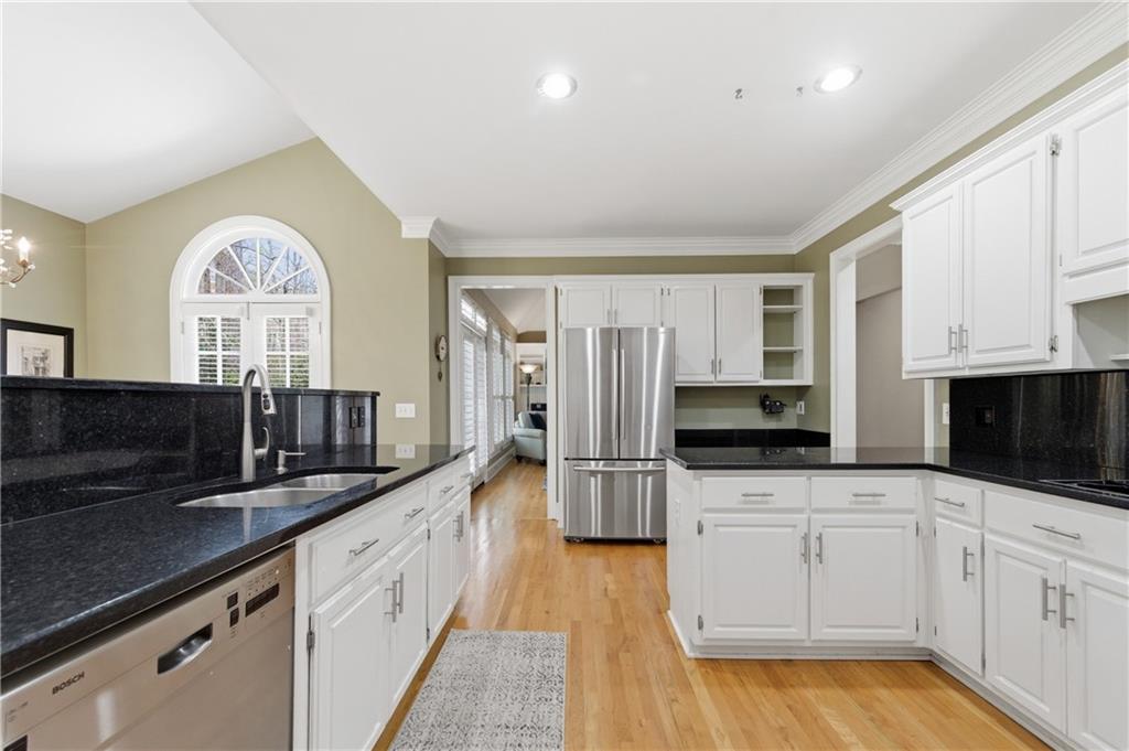 4016 Bramble Court