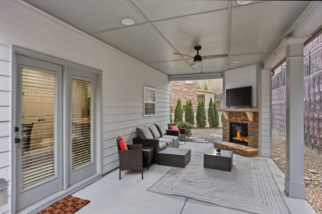 1130 Mosspointe Drive