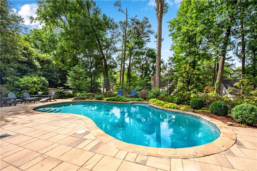 4868 Hampton Lake Drive