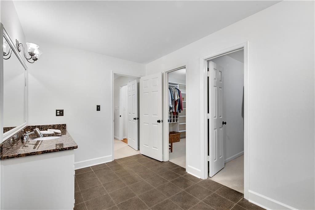 4868 Hampton Lake Drive