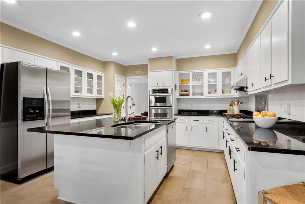 4868 Hampton Lake Drive