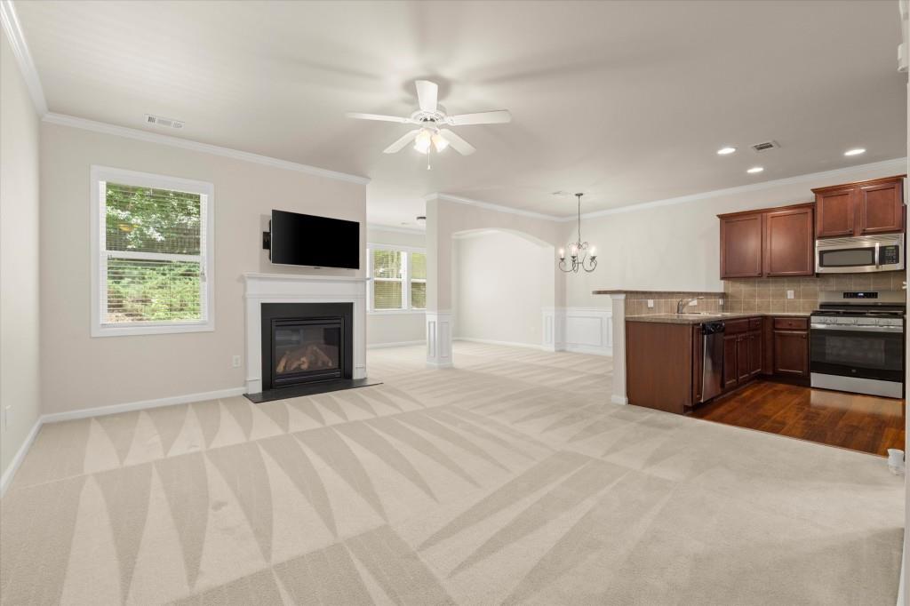 4240 Weavers White Lane