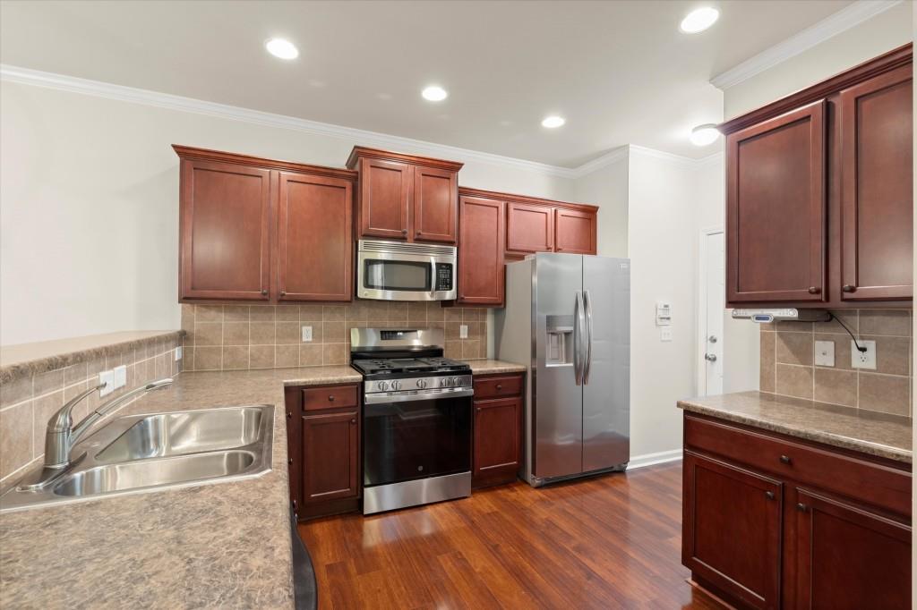 4240 Weavers White Lane