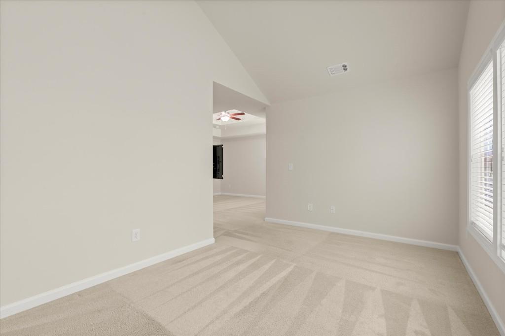 4240 Weavers White Lane