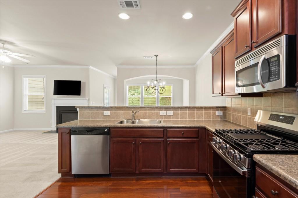 4240 Weavers White Lane
