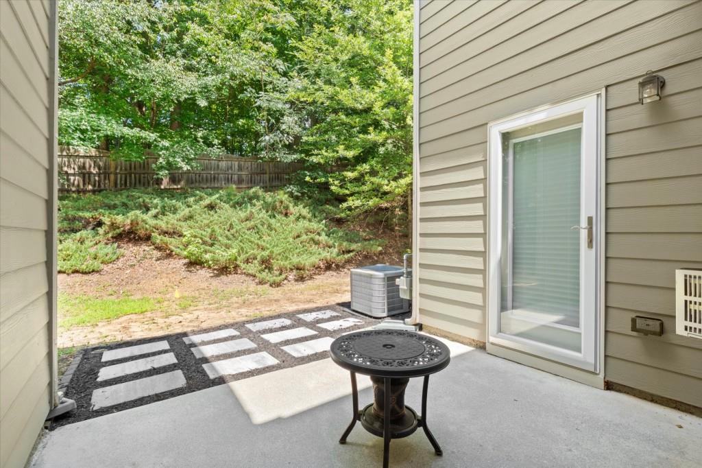4240 Weavers White Lane