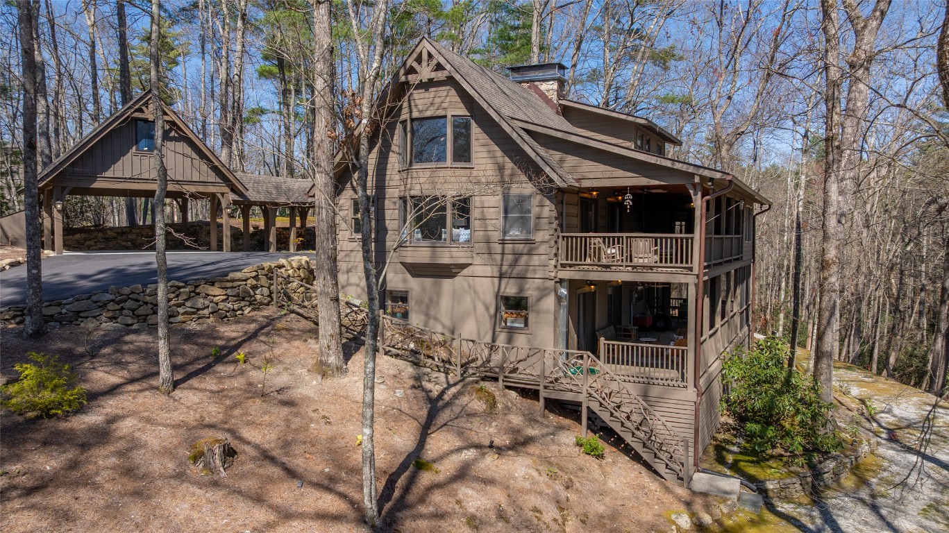649 Wild River Road