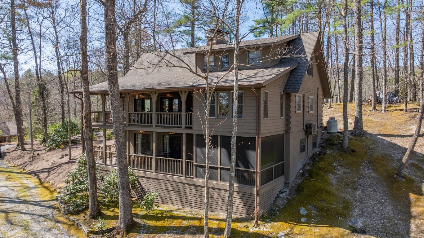 649 Wild River Road