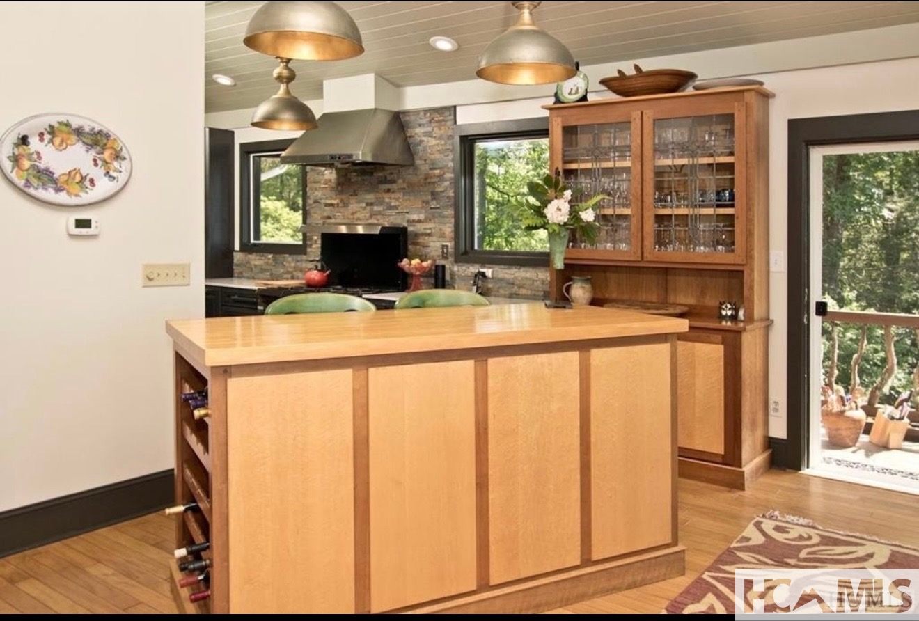 478 Hickory Knut Gap Road