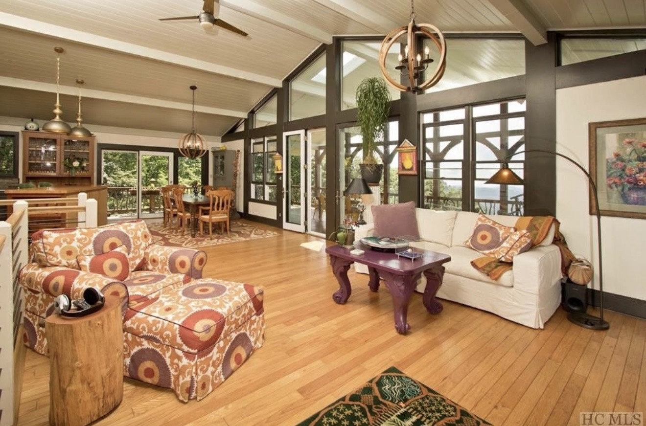 478 Hickory Knut Gap Road