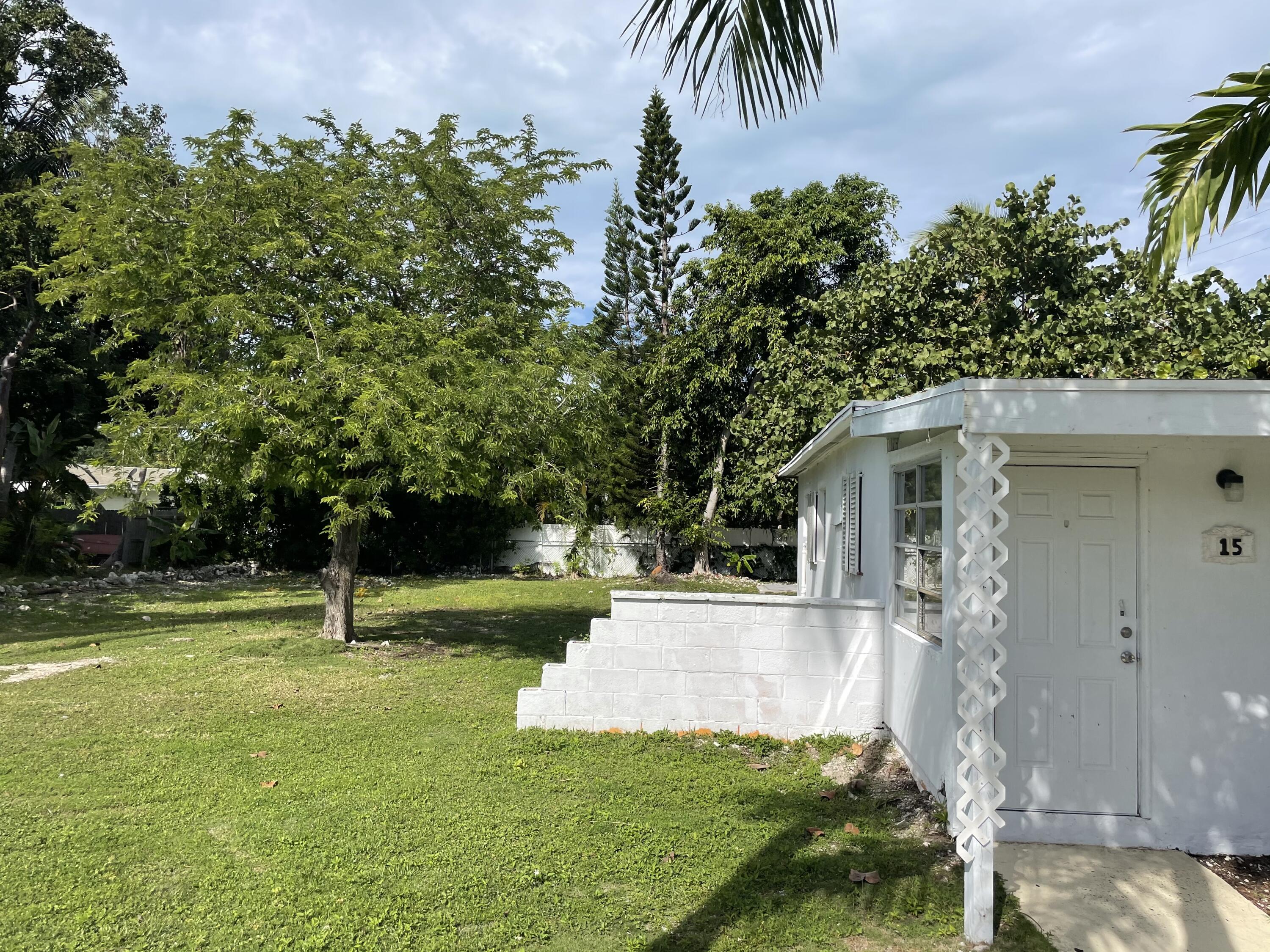 15 Seaside Avenue