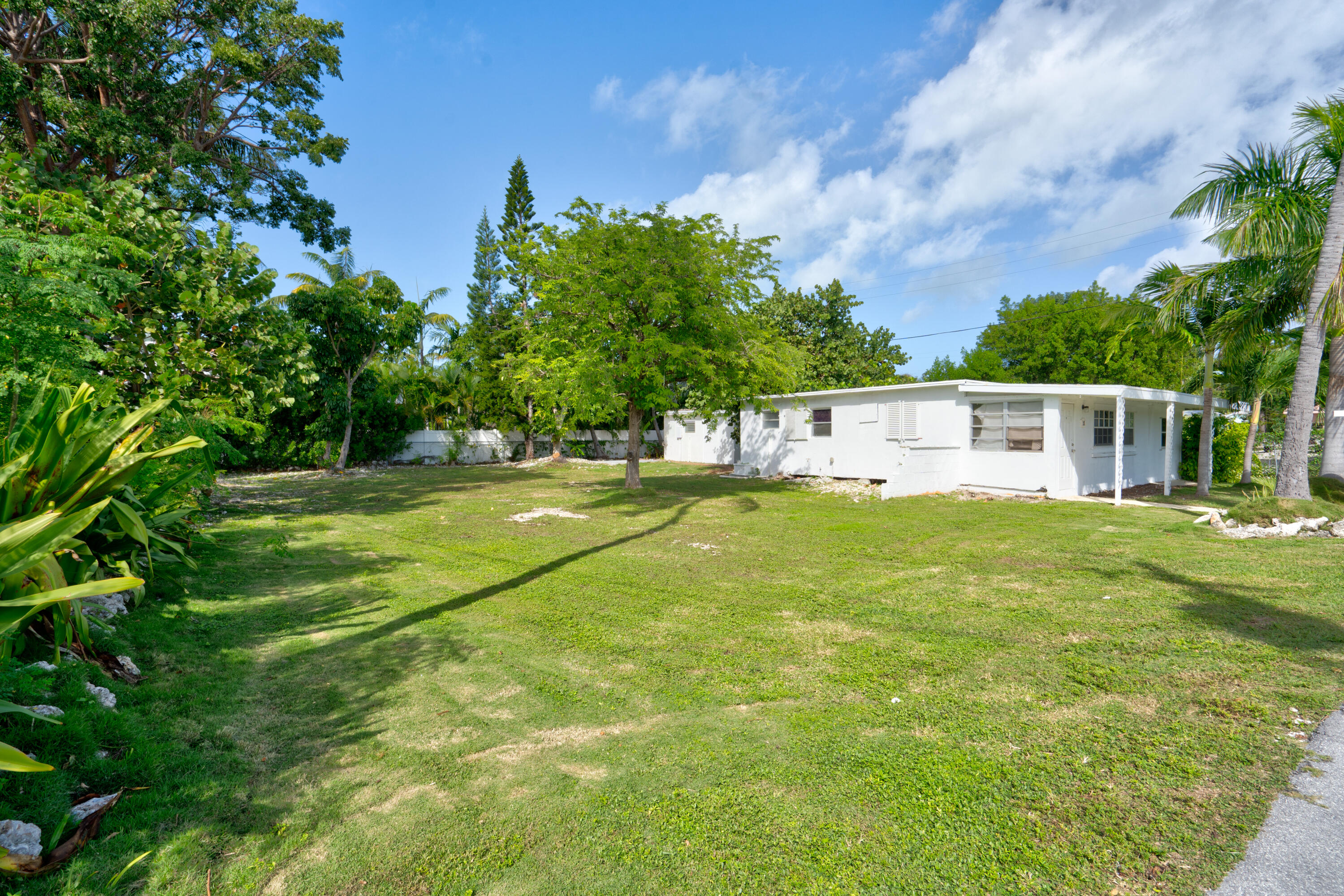 15 Seaside Avenue