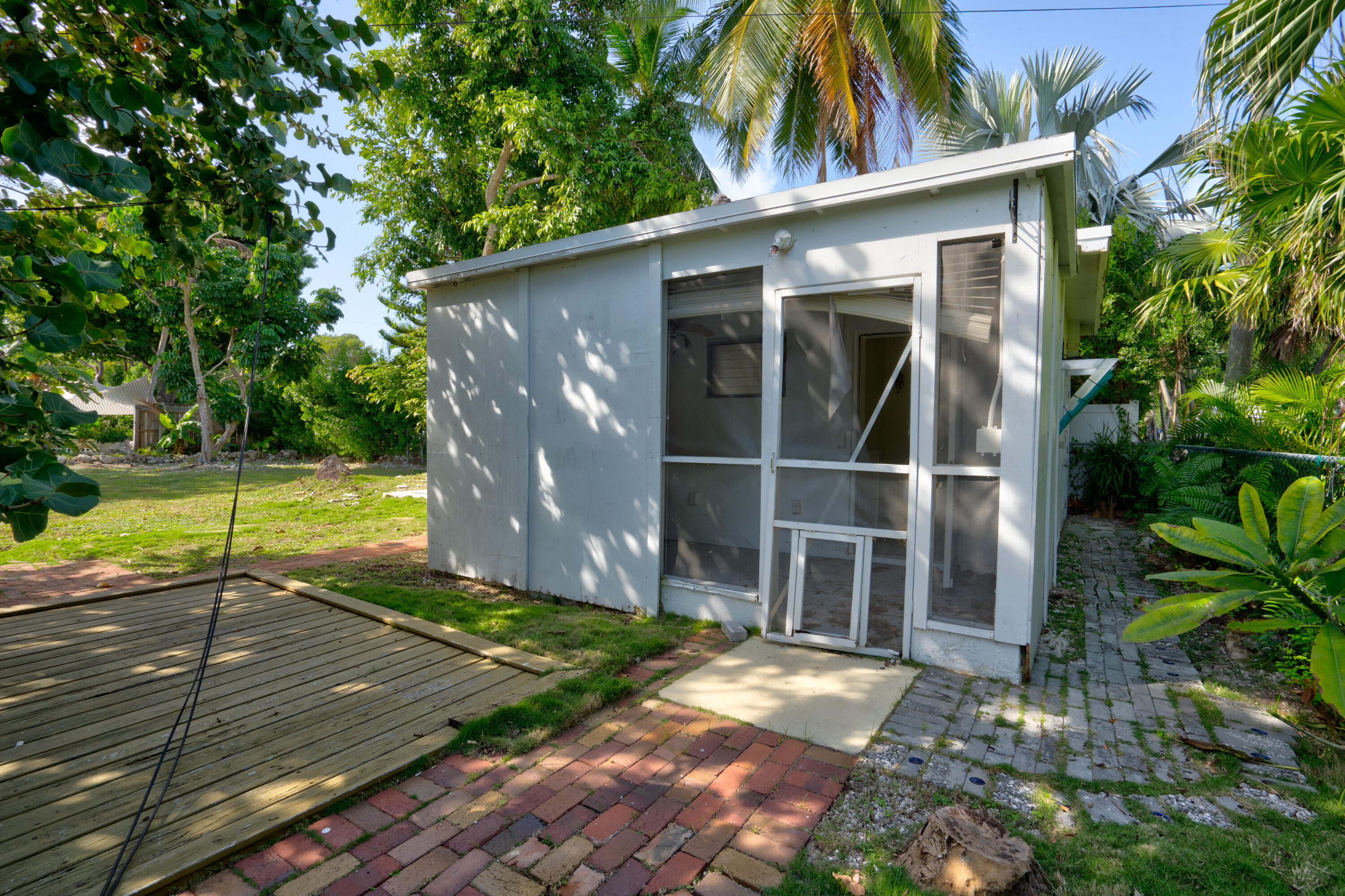 15 Seaside Avenue