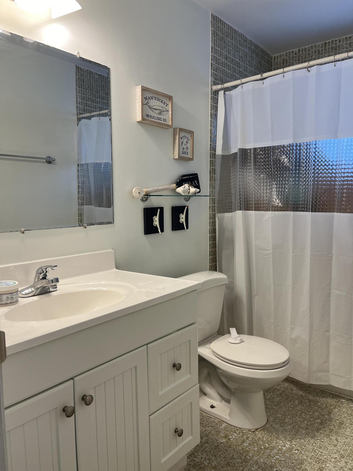 13 Hibiscus Drive
