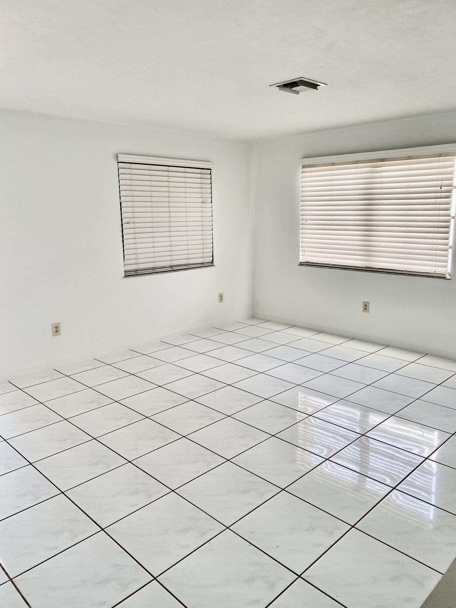 13 Hibiscus Drive