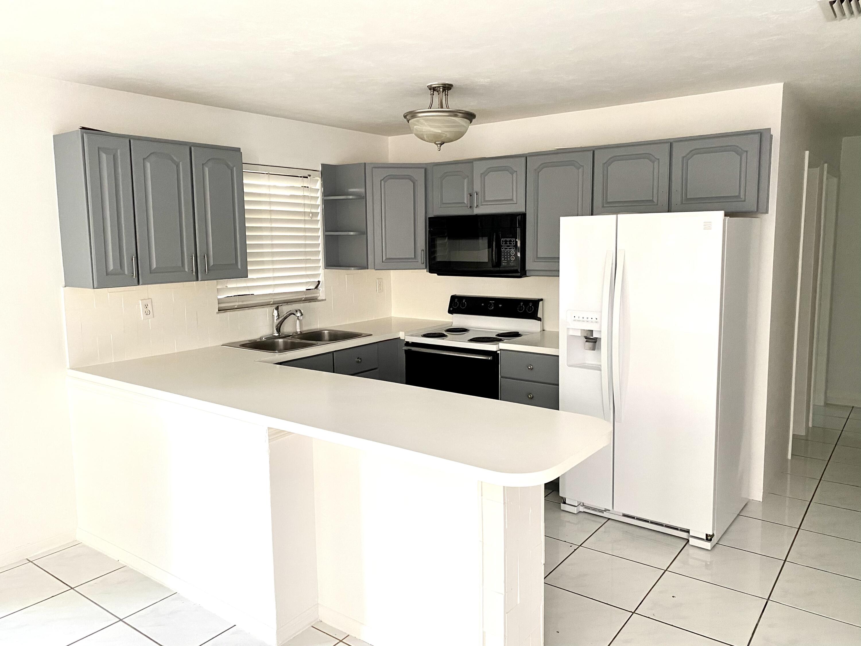 13 Hibiscus Drive