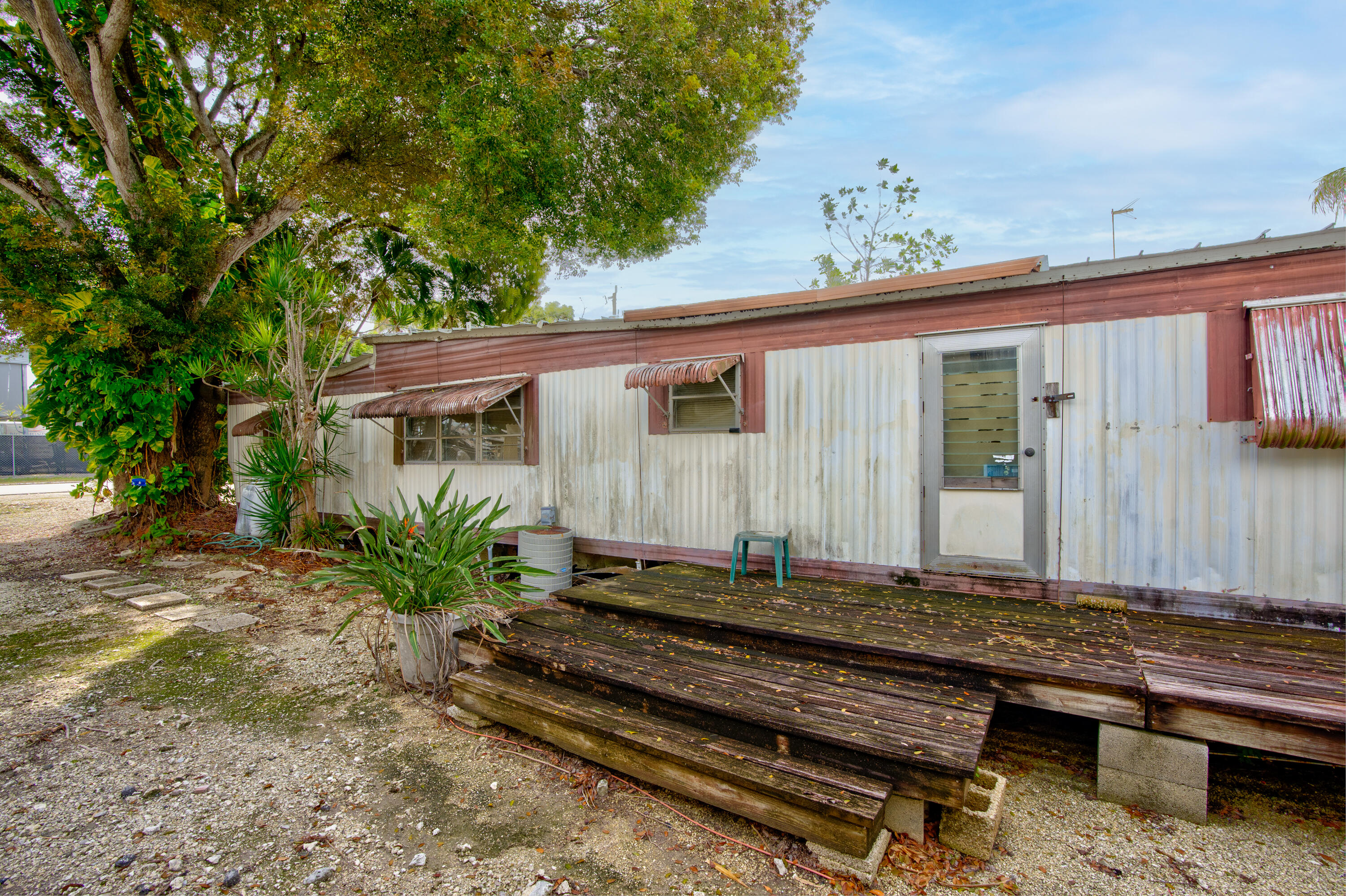 760 Largo Road