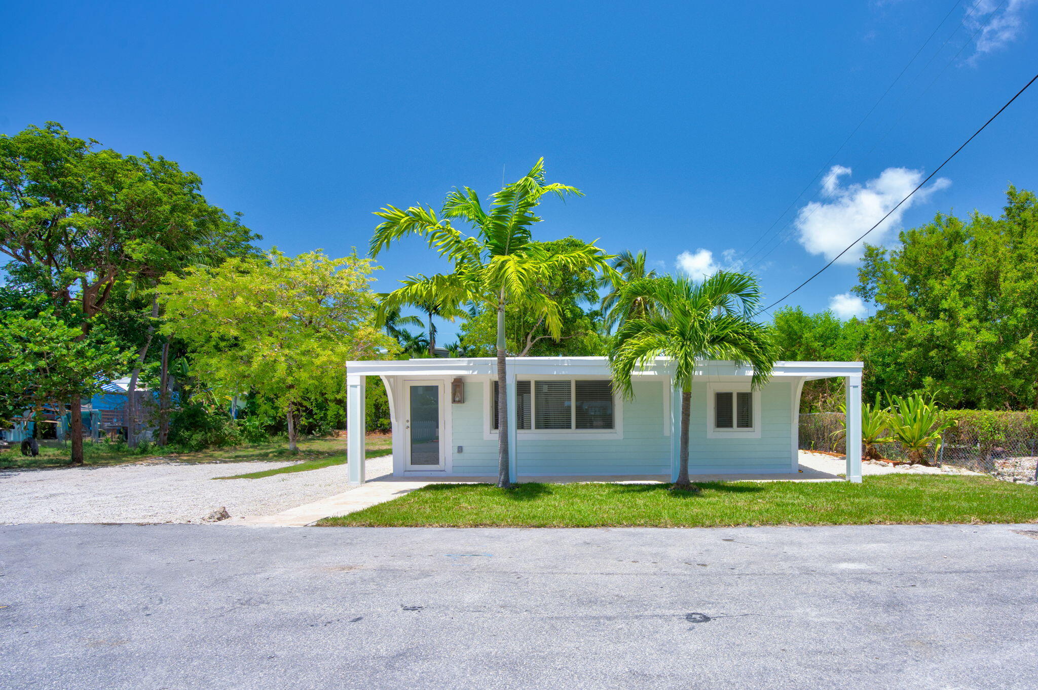 15 Seaside Avenue