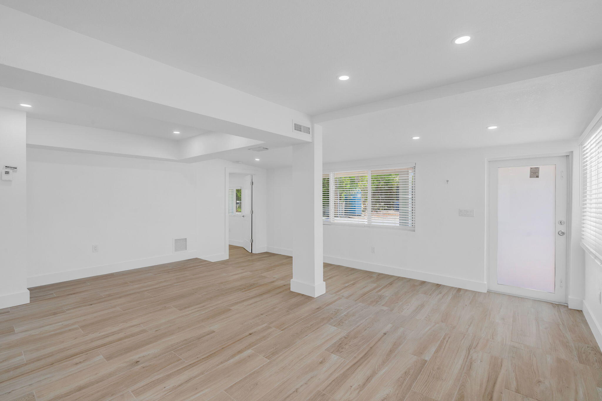 15 Seaside Avenue