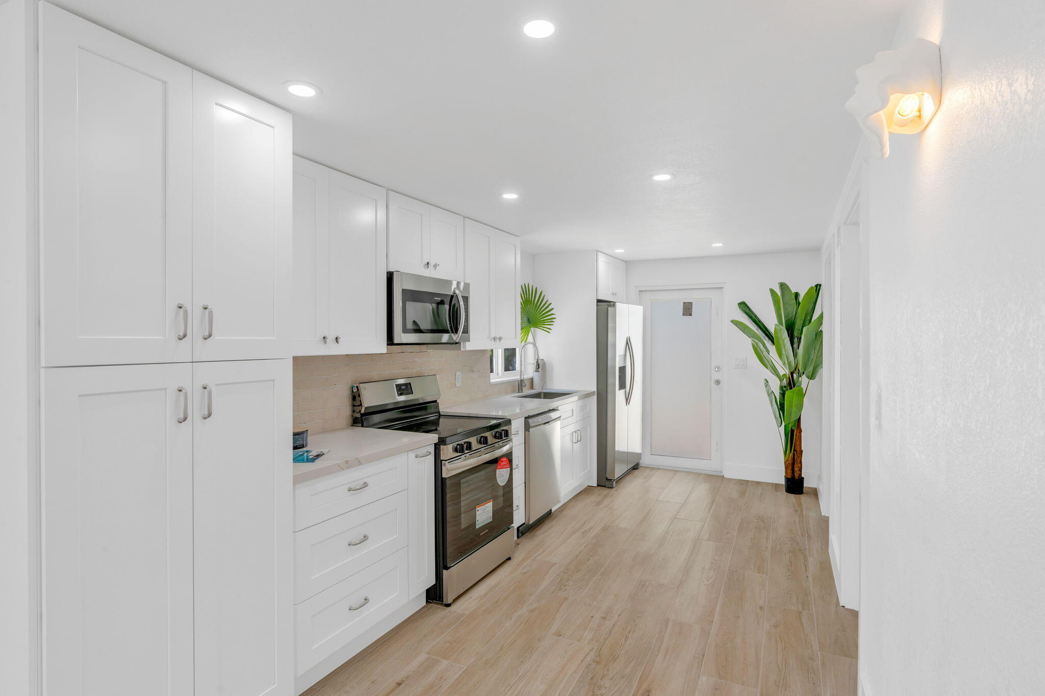 15 Seaside Avenue